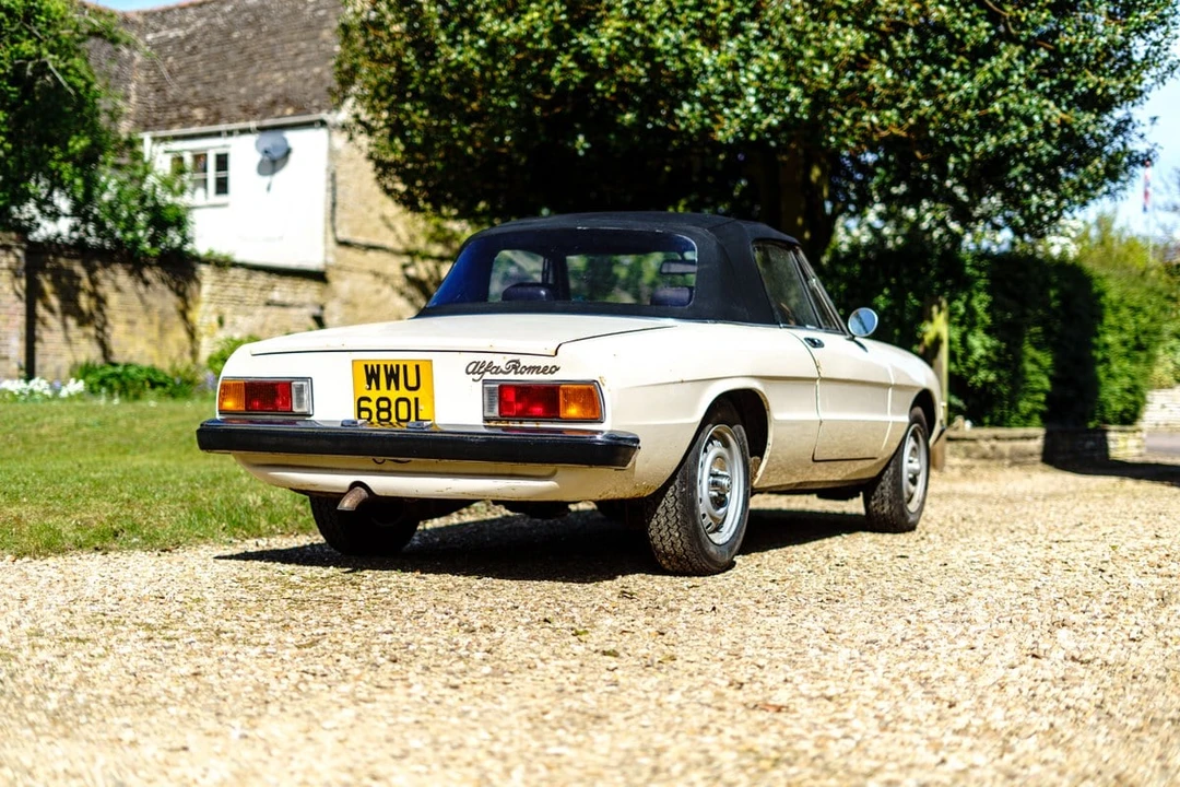 2000 Alfa Romeo 102-Series 2000 - Image 10 of 30