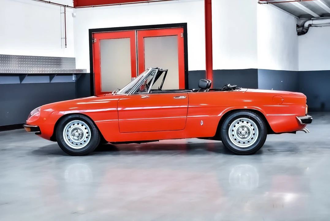 1973 Alfa Romeo Series 2 - Image 29 of 30