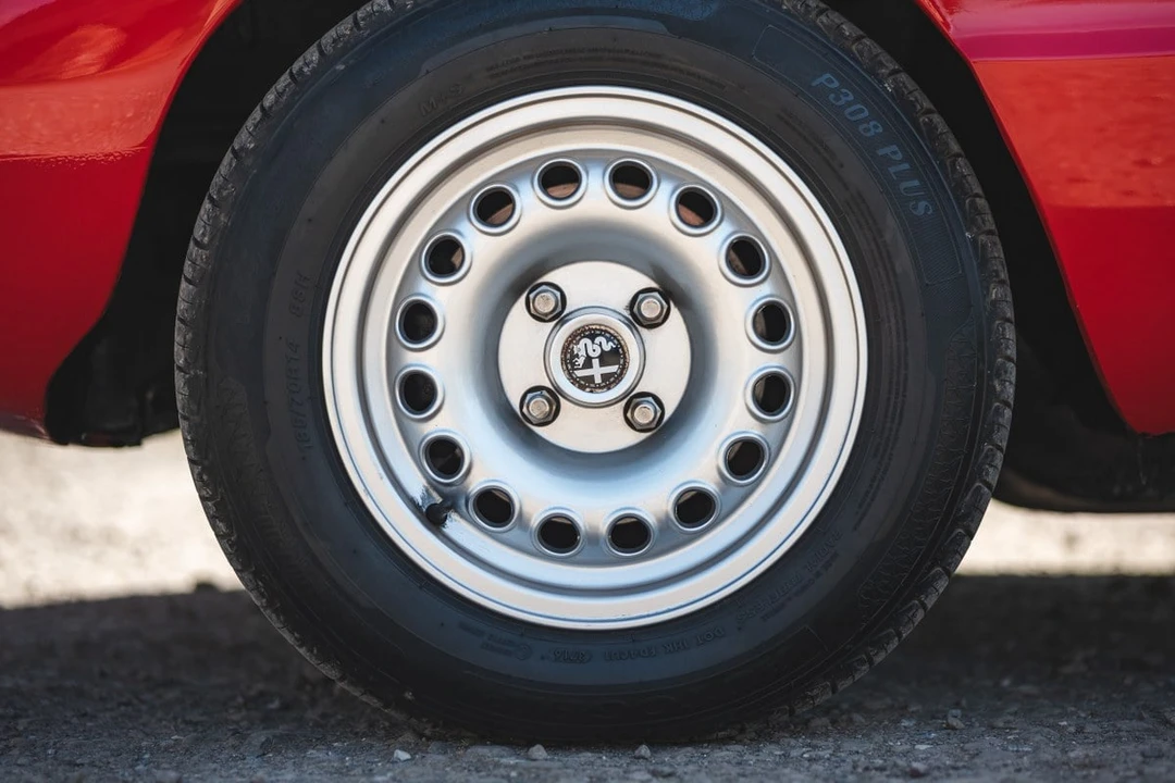 1973 Alfa Romeo Series 2 - Image 19 of 30