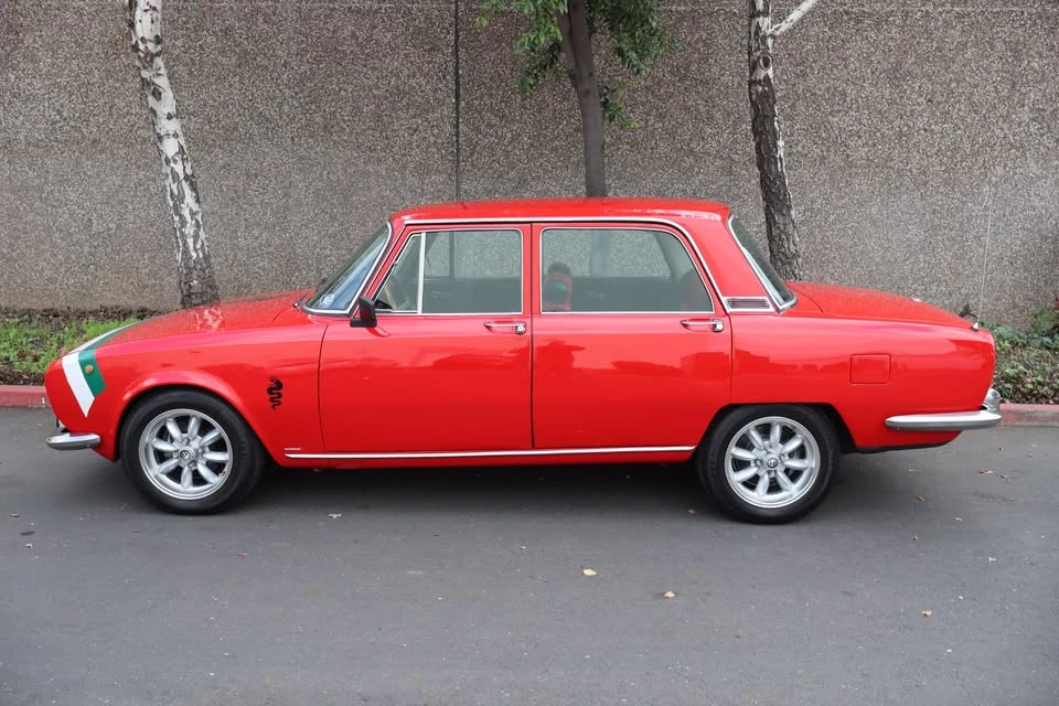 1973 Alfa Romeo 102-Series 2000 - Image 5 of 18