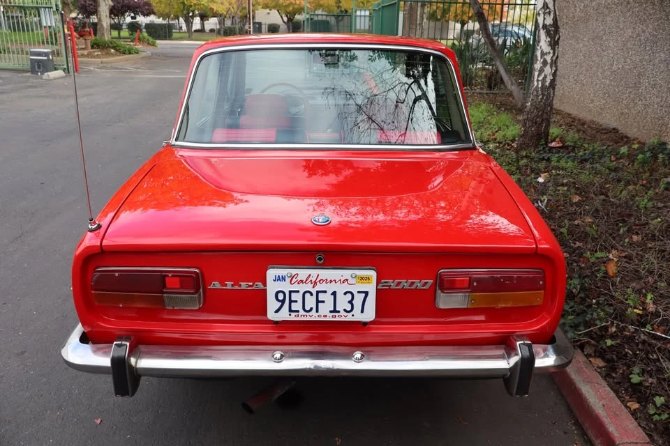 1973 Alfa Romeo 102-Series 2000 - Image 8 of 18
