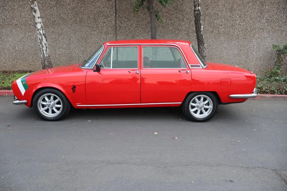 1973 Alfa Romeo 102-Series 2000 - Image 2 of 18