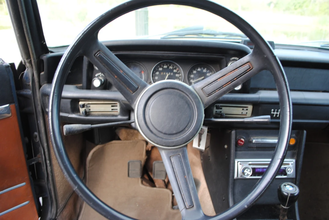 1973 BMW 2002 - Image 29 of 31