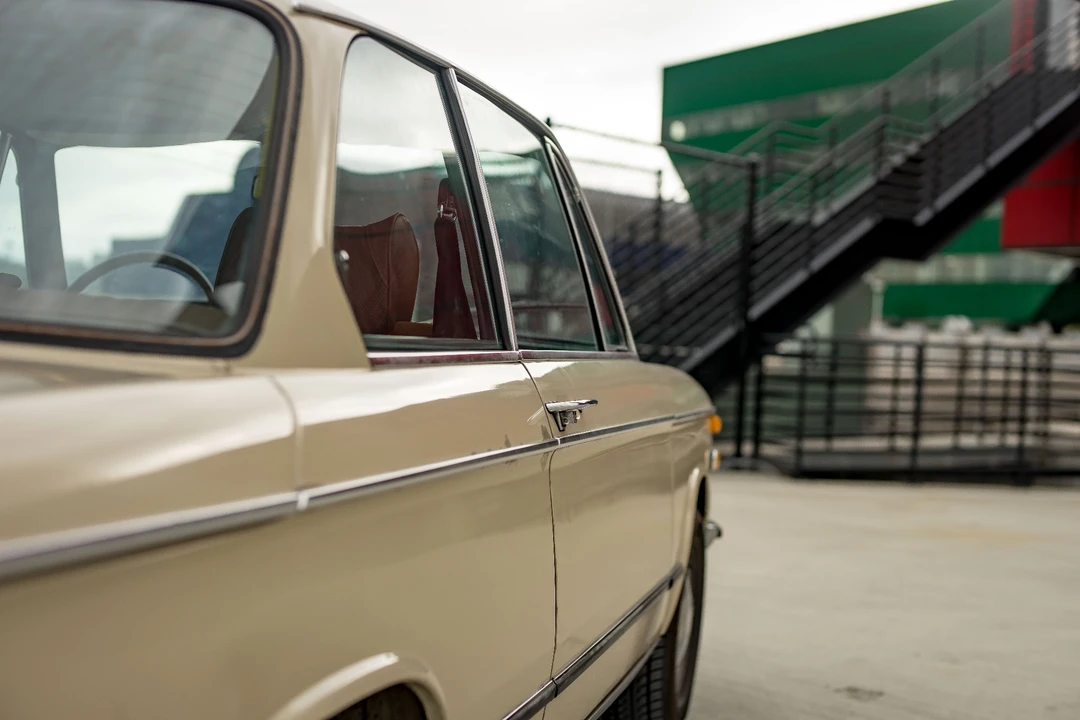 1973 BMW 2002 - Image 21 of 31