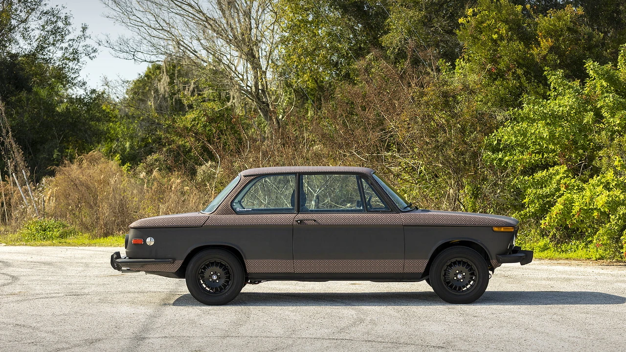 1973 BMW 2002 - Image 8 of 21