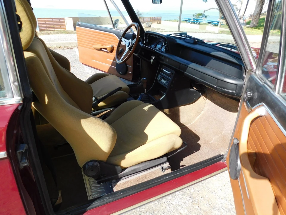 1973 BMW 2002 - Image 28 of 31