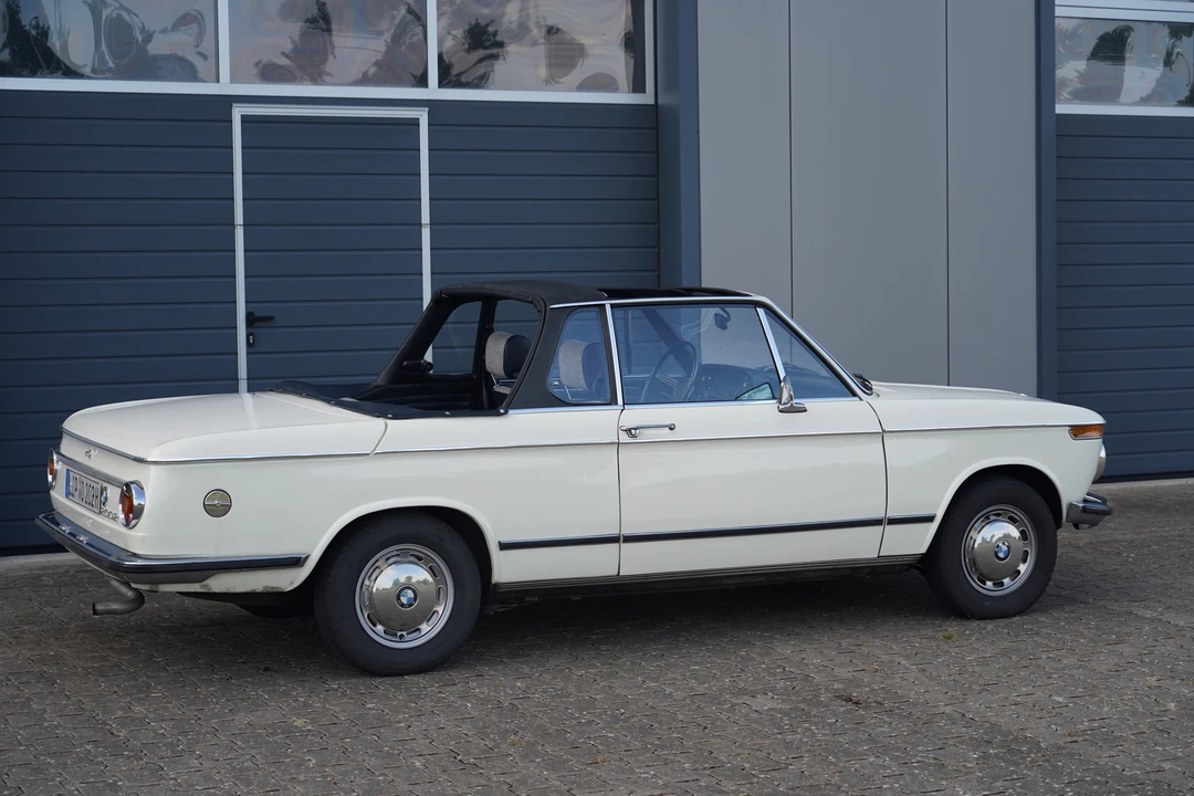 1973 BMW 2002 - Image 11 of 31