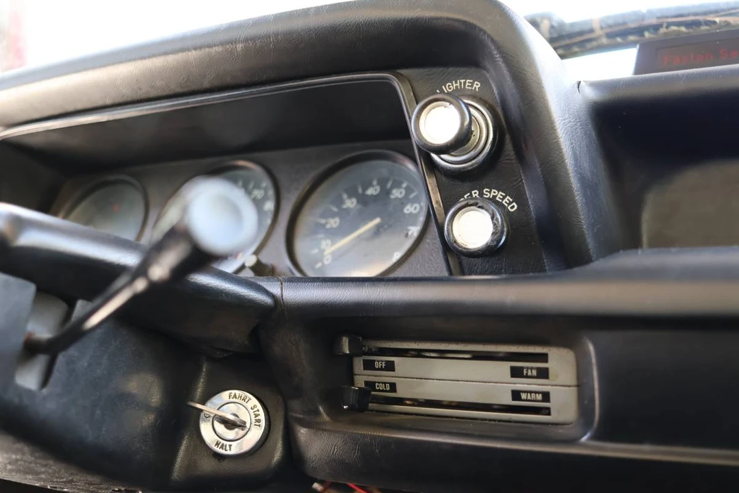 1973 BMW 2002 - Image 14 of 24