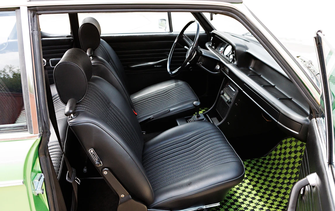 1973 BMW 2002 - Image 21 of 30