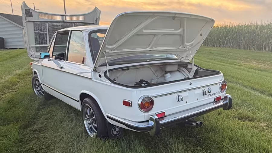 1973 BMW 2002 - Image 8 of 21