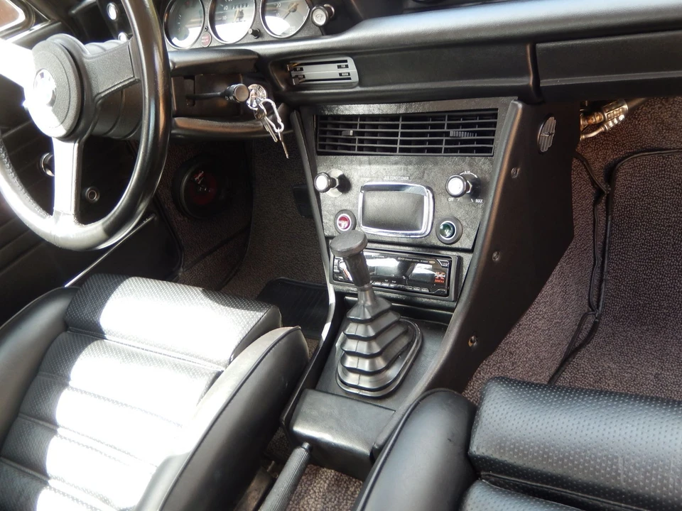 1973 BMW 2002 - Image 6 of 7