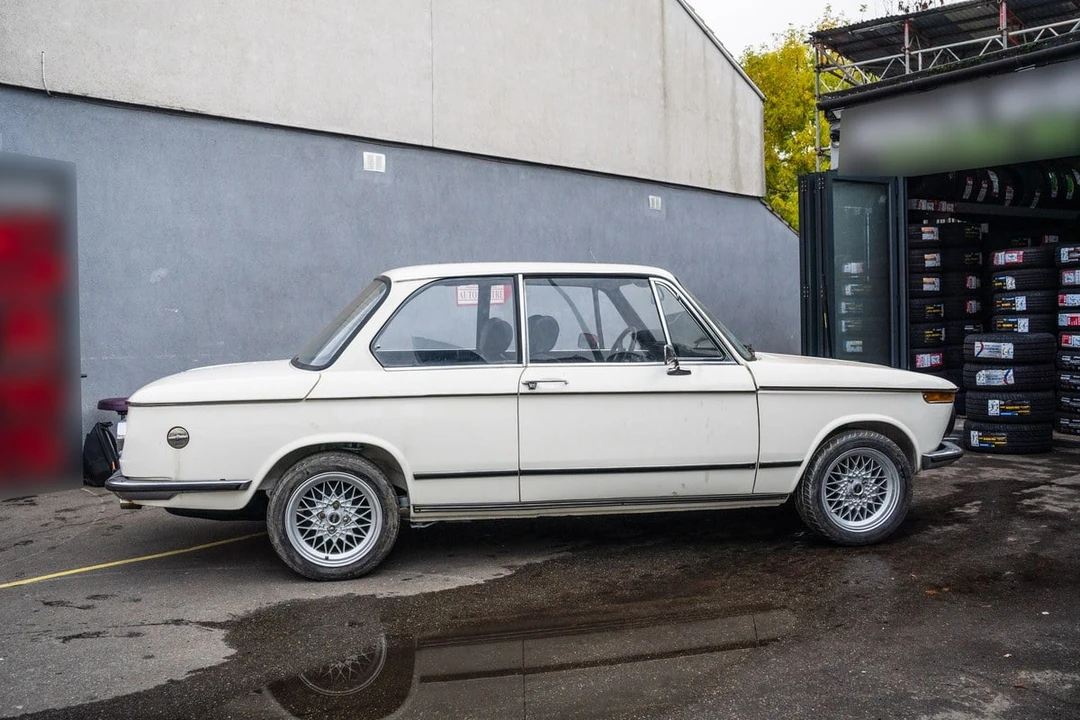 1973 BMW 2002 - Image 17 of 30
