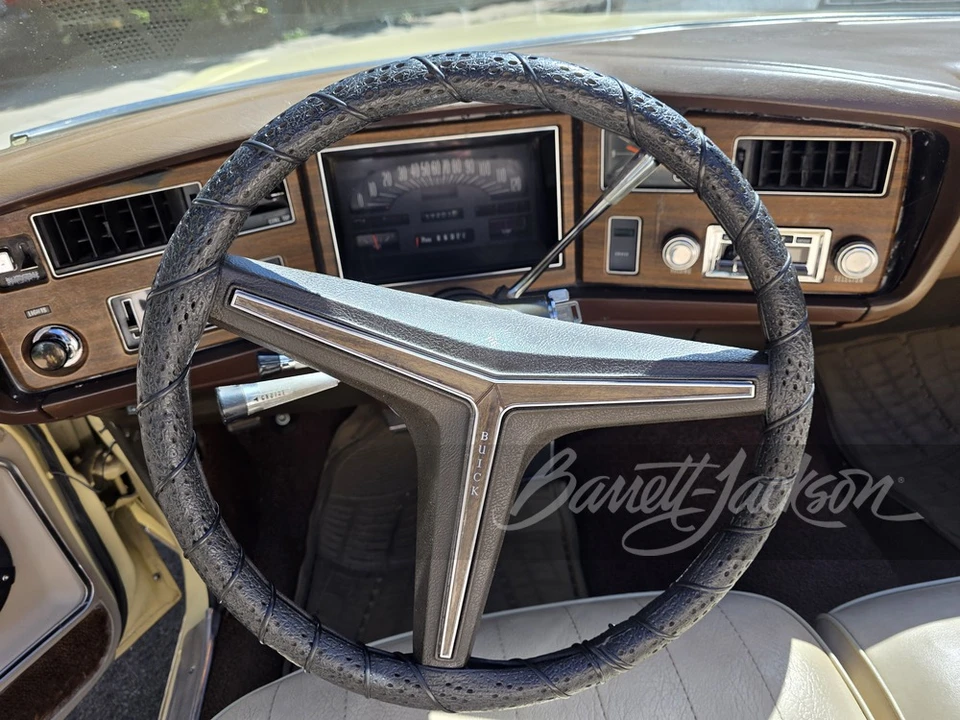 1973 Buick Centurion - Image 25 of 31