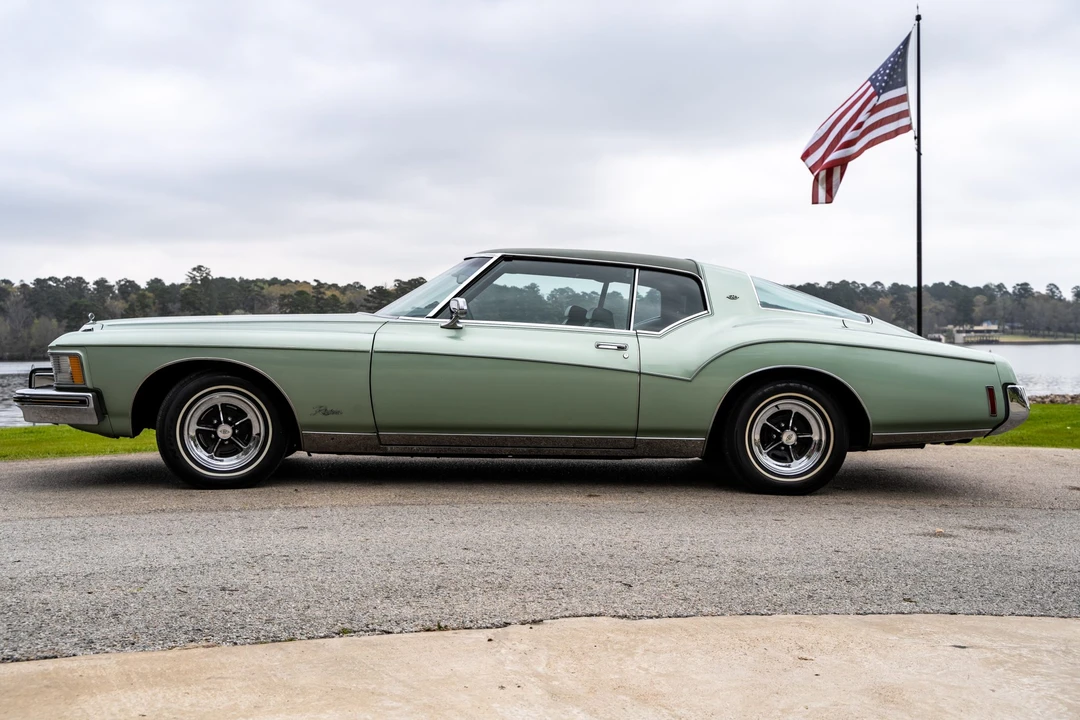1973 Buick Riviera Boattail 3rd Gen - Image 2 of 31