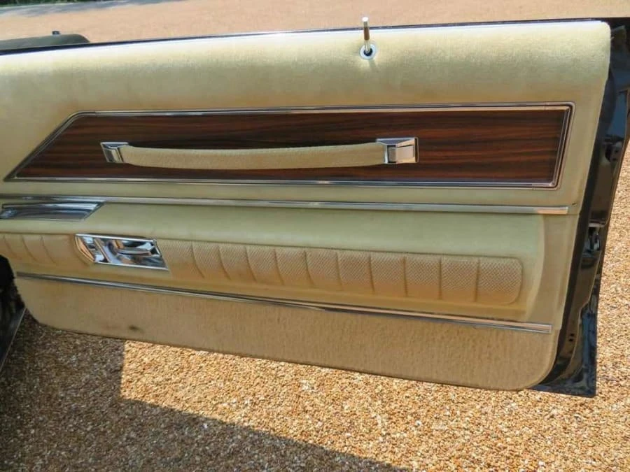1973 Buick Riviera Boattail 3rd Gen - Image 13 of 16