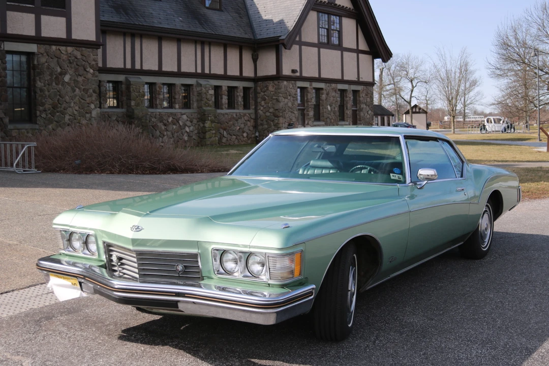 1973 Buick Riviera Boattail 3rd Gen - Image 2 of 31