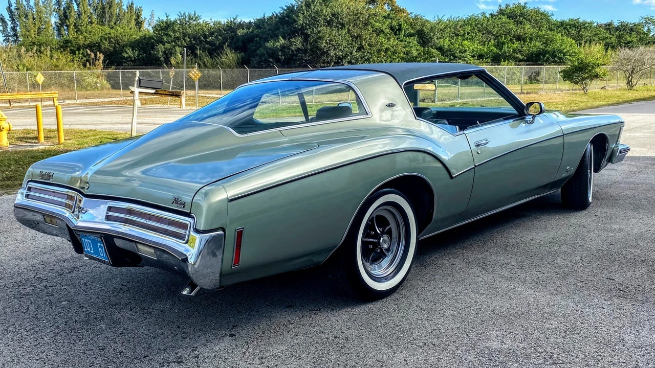 1973 Buick Riviera Boattail 3rd Gen - Image 14 of 31