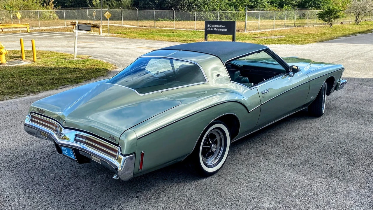 1973 Buick Riviera Boattail 3rd Gen - Image 15 of 31