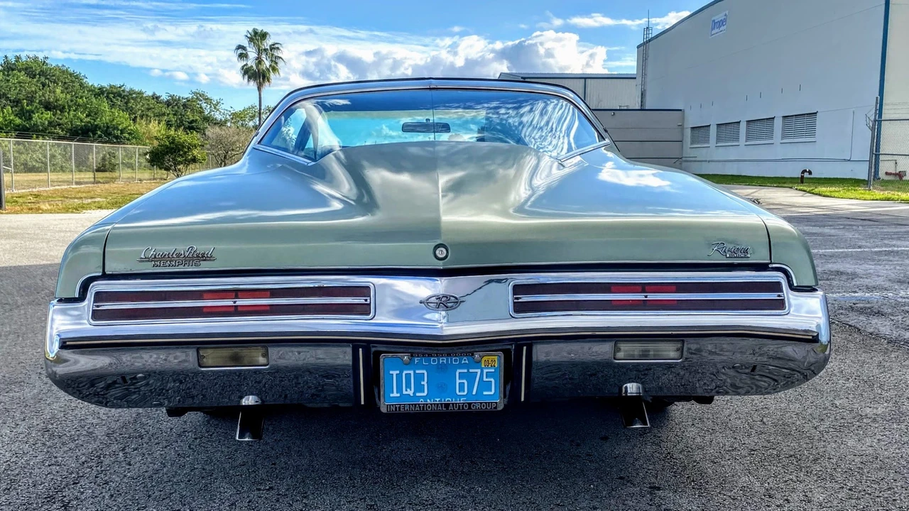 1973 Buick Riviera Boattail 3rd Gen - Image 11 of 31