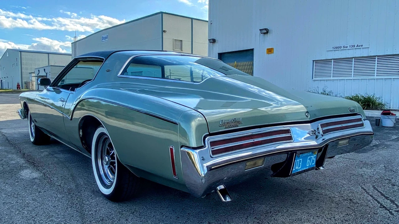 1973 Buick Riviera Boattail 3rd Gen - Image 29 of 31