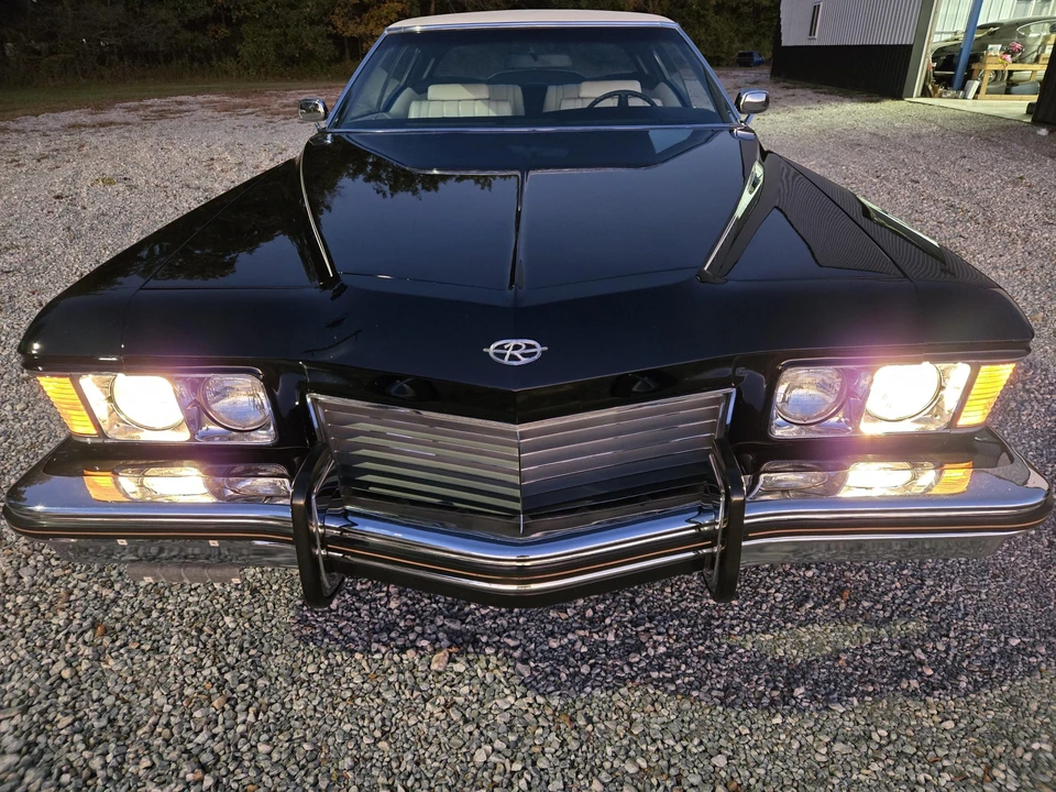 1973 Buick Riviera Boattail 3rd Gen - Image 13 of 31
