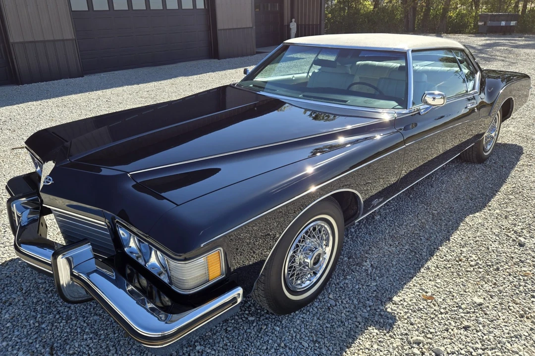 1973 Buick Riviera Boattail 3rd Gen - Image 2 of 31