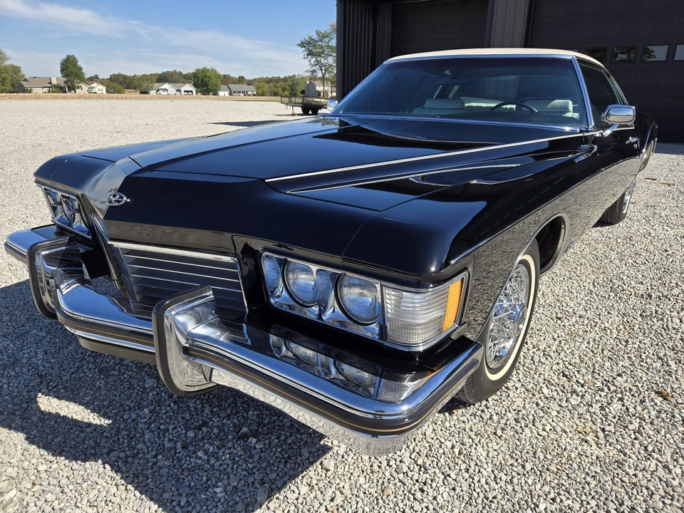 1973 Buick Riviera Boattail 3rd Gen - Image 3 of 31