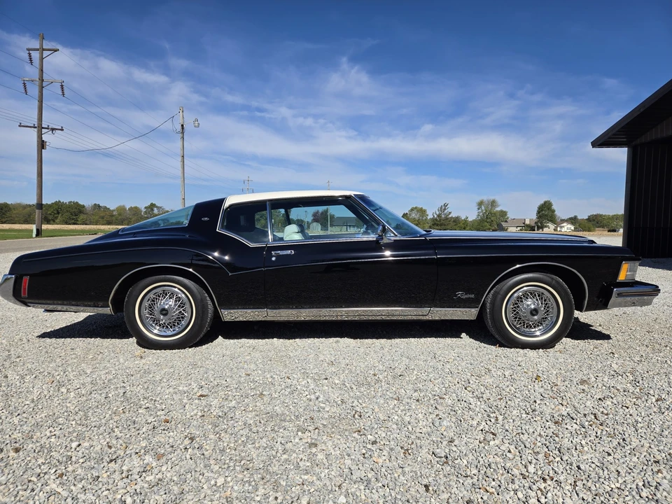1973 Buick Riviera Boattail 3rd Gen - Image 24 of 31