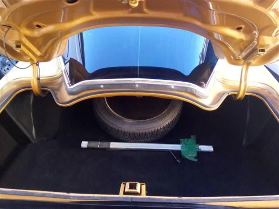 1973 Buick Riviera Boattail 3rd Gen - Image 6 of 12