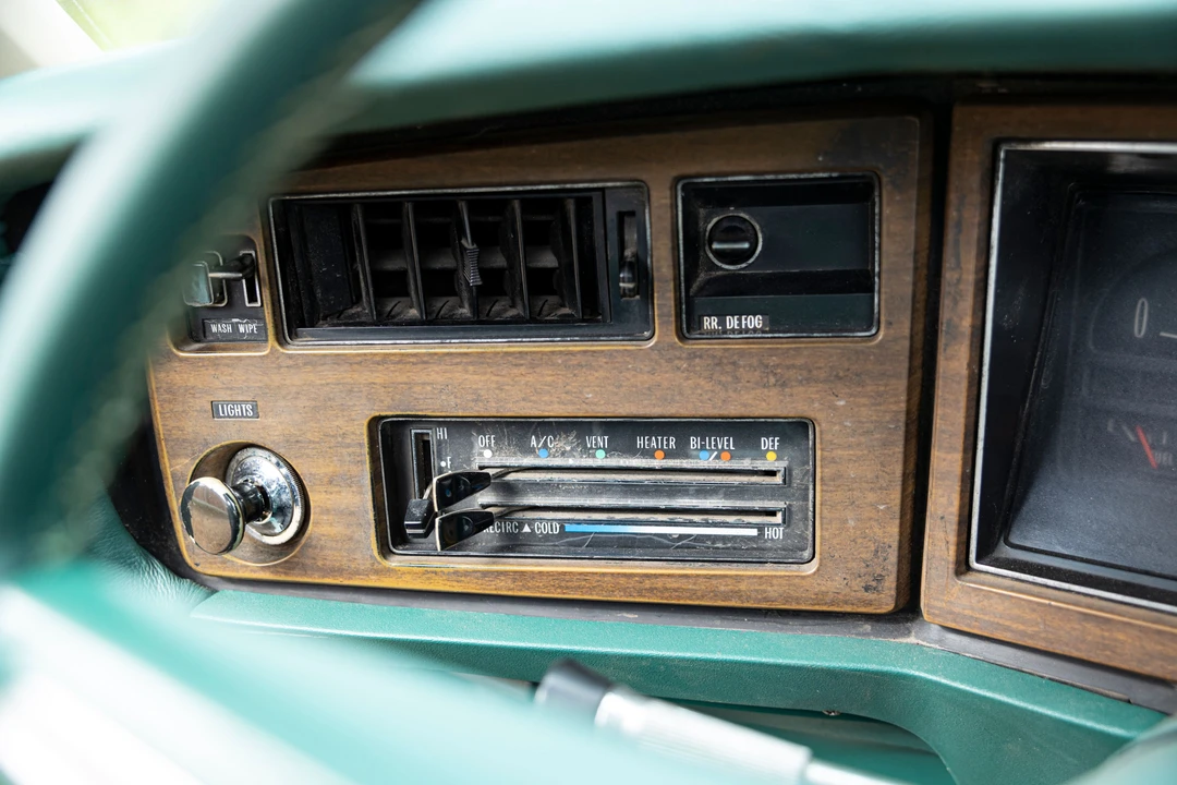 1973 Buick Riviera Boattail 3rd Gen - Image 14 of 31