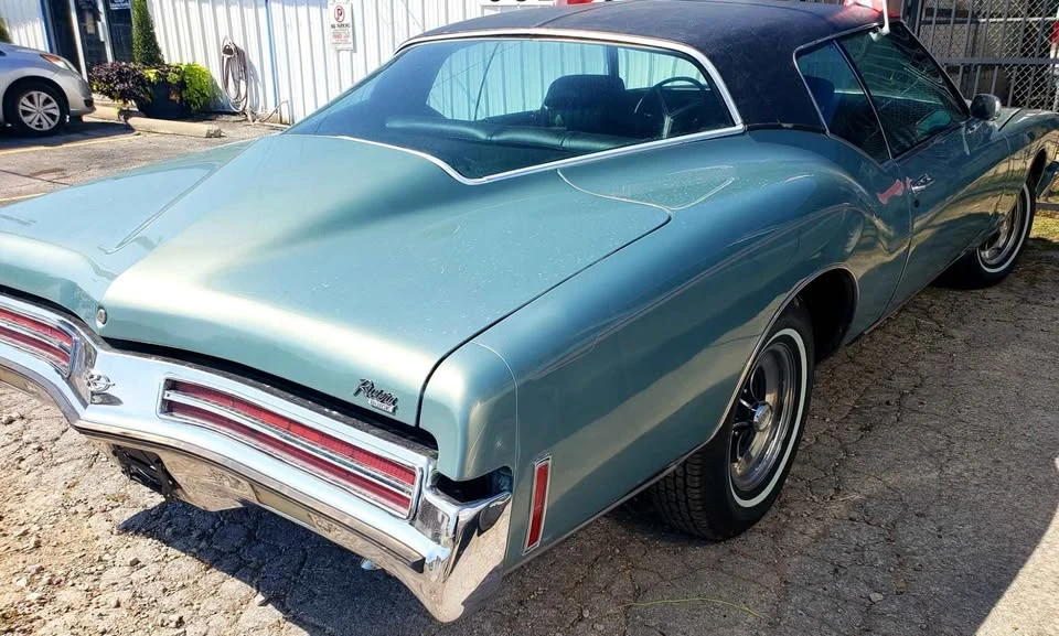 1973 Buick Riviera Boattail 3rd Gen - Image 4 of 6