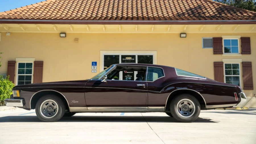 1973 Buick Riviera Boattail 3rd Gen - Image 6 of 10