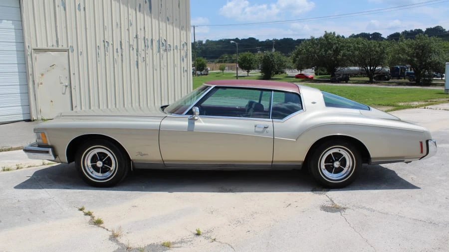 1973 Buick Riviera Boattail 3rd Gen - Image 2 of 31