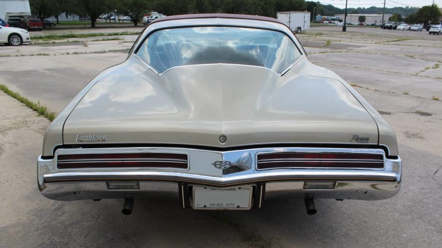 1973 Buick Riviera Boattail 3rd Gen - Image 16 of 31