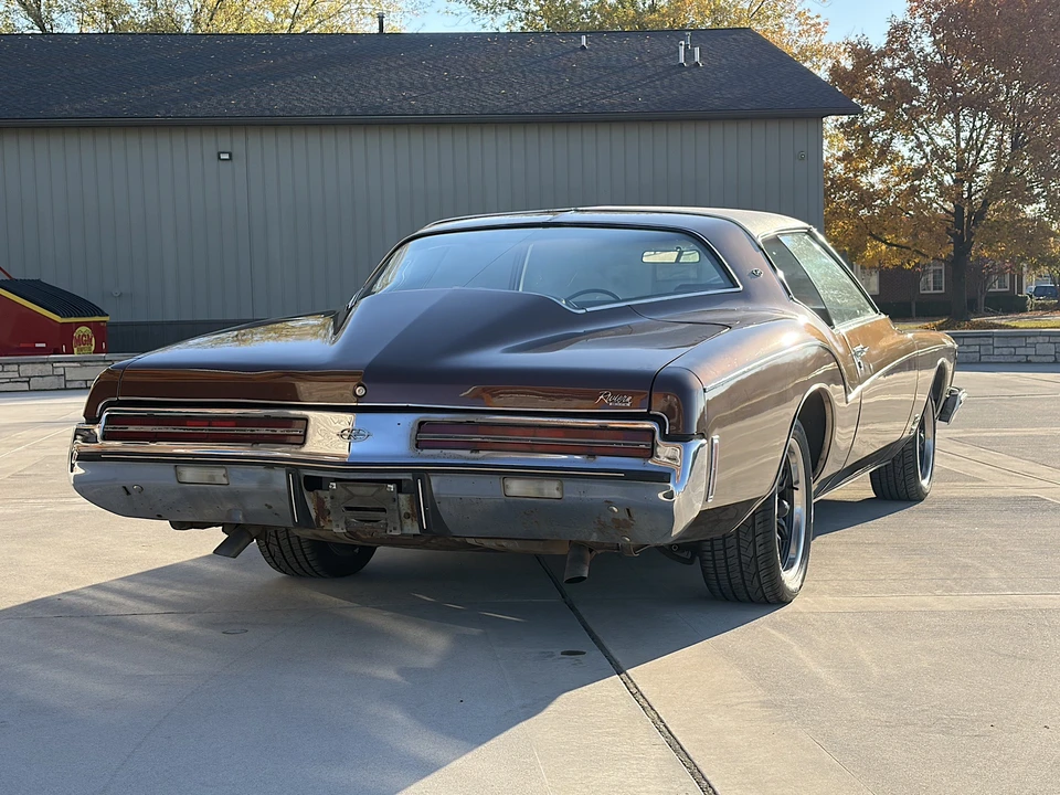 1973 Buick Riviera Boattail 3rd Gen - Image 7 of 31