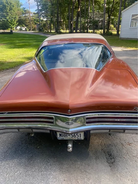 1973 Buick Riviera Boattail 3rd Gen - Image 5 of 10