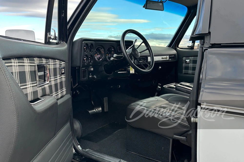 1973 Chevrolet K5 Blazer 2nd Gen - Image 9 of 10