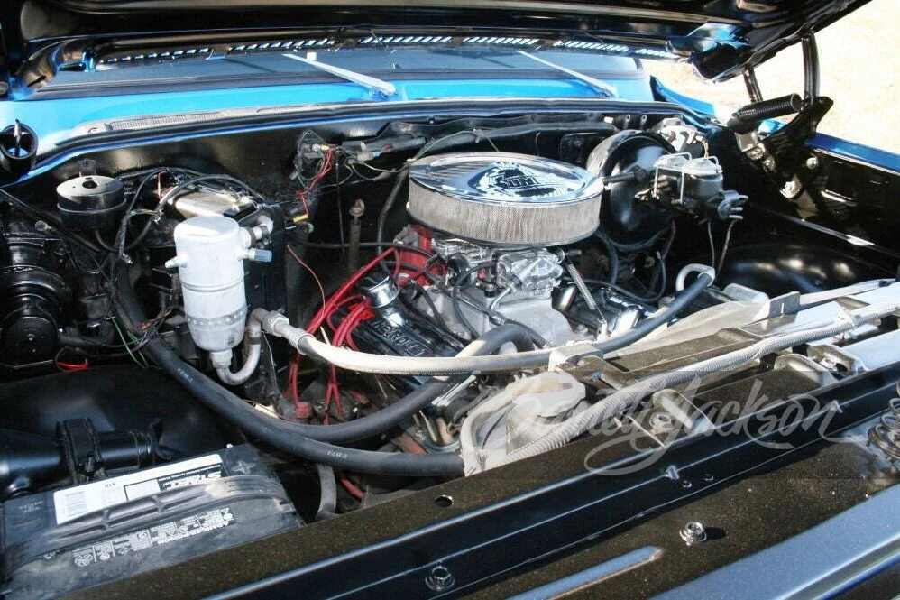 1973 Chevrolet Suburban 7th Gen - Image 3 of 26