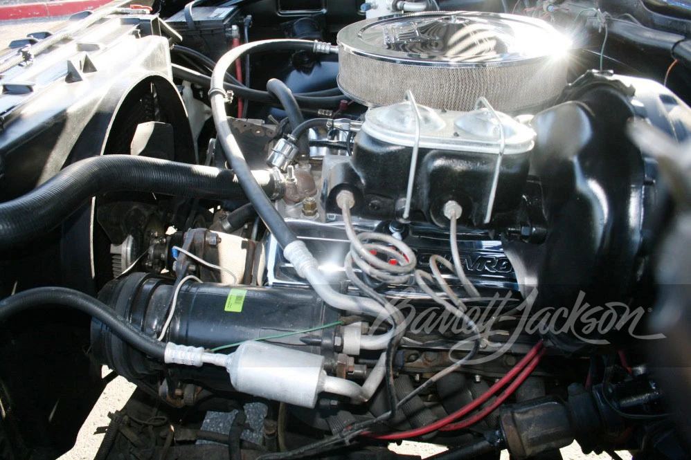 1973 Chevrolet Suburban 7th Gen - Image 6 of 26