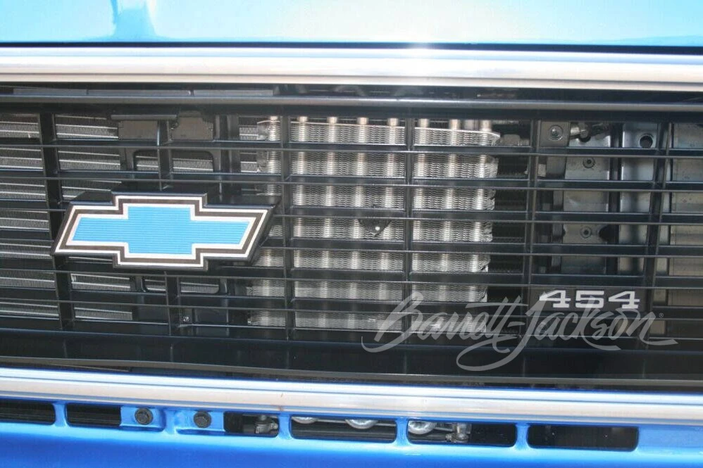 1973 Chevrolet Suburban 7th Gen - Image 20 of 26