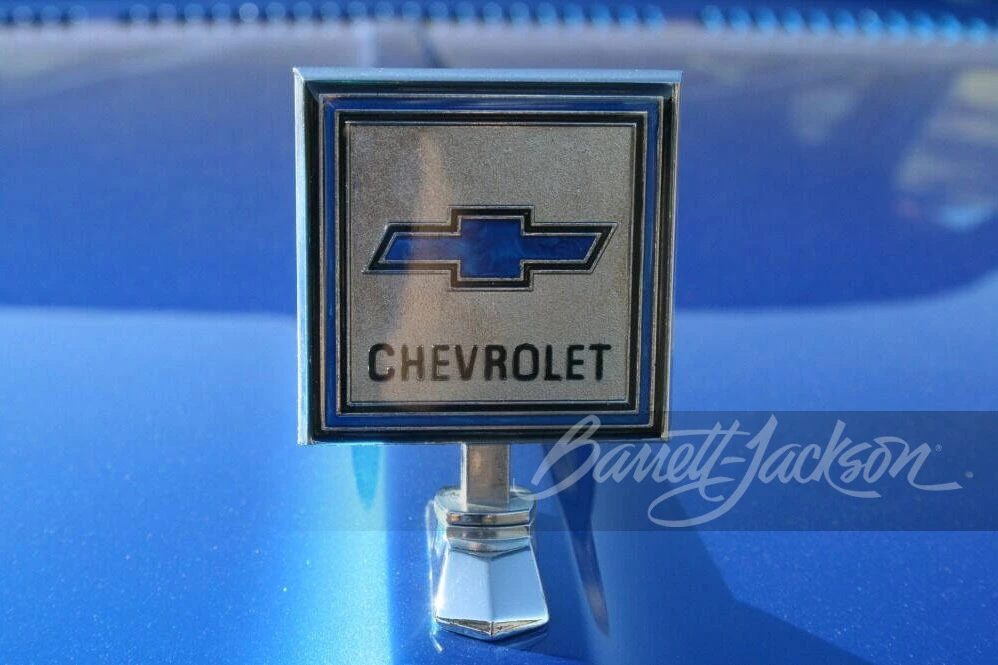 1973 Chevrolet Suburban 7th Gen - Image 19 of 26