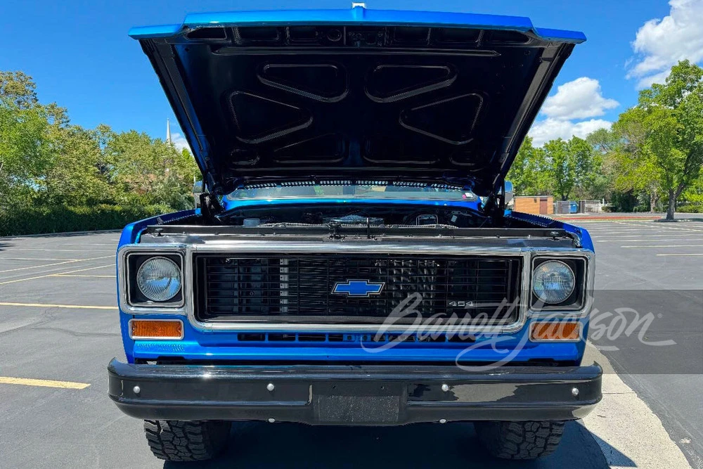 1973 Chevrolet Suburban 7th Gen - Image 18 of 26