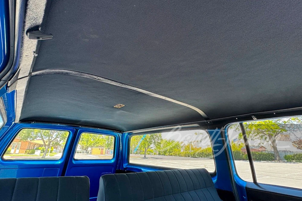 1973 Chevrolet Suburban 7th Gen - Image 11 of 26