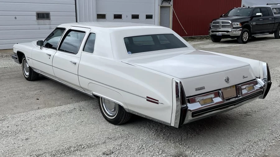 1973 Cadillac Fleetwood - Image 2 of 14