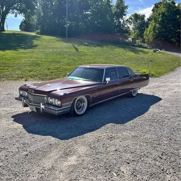 1973 Cadillac Fleetwood Brougham Sedan 4D