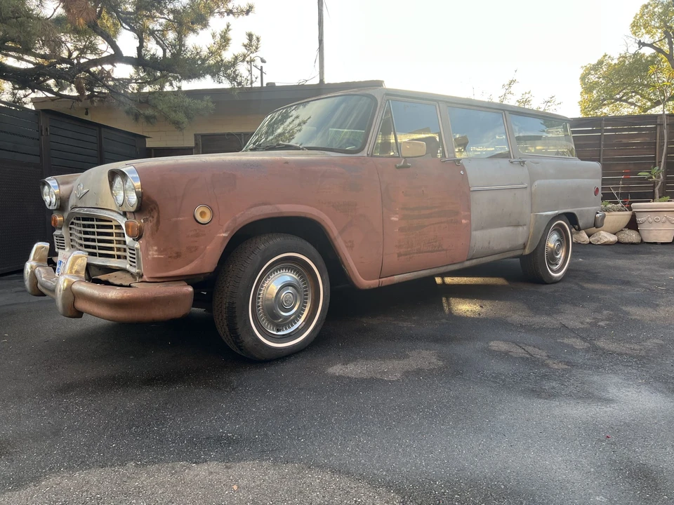 1973 Checker - Image 5 of 31