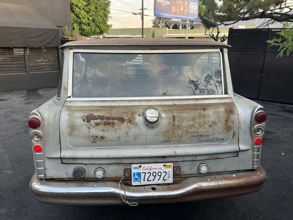 1973 Checker - Image 9 of 31