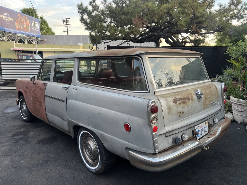 1973 Checker - Image 8 of 31