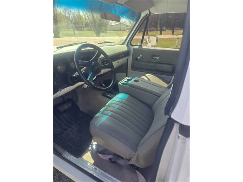 1973 Chevrolet K5 Blazer 2nd Gen - Image 15 of 25