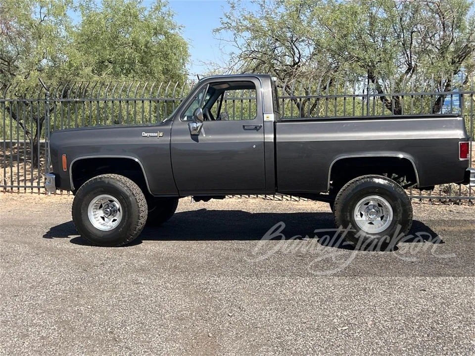 1973 Chevrolet K5 Blazer 2nd Gen - Image 2 of 4